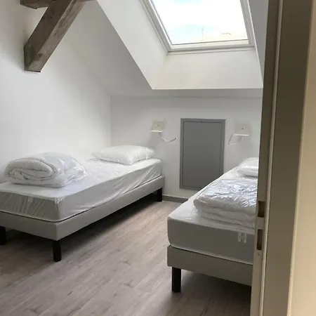 Triplex In - 4 Bedrooms Appartement *
