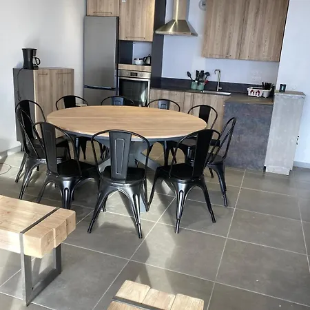 Triplex In - 4 Bedrooms Appartement *