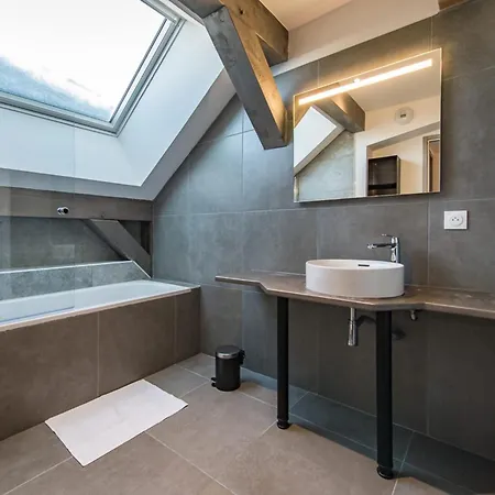 New Triplex Near Slopes Balcony & View Apartment *